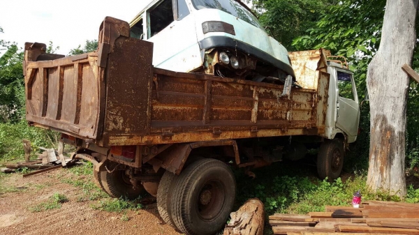 ขาย 6 ล้อดั้ม HINO FB112 เอกสารสัญญาซื้อขาย เครื่อง WO4D 117 แรงม้า เฟืองท้าย F คัสซีใช้ได้ รถใช้งานได้ปกติ ราคาคุยได้ครับ