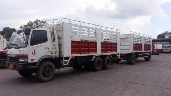 ขายรถบรรทุกพ่วงคอกและพ่วงพื้นเรียบ 18 ล้อ ยี่ห้อ MISHUBISHI FUSO ขายรถบรรทุกพ่วงคอกและพ่วงพื้นเรียบ 18 ล้อ ยี่ห้อ MISHUBISHI FUSO
