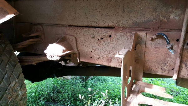 ขาย 6 ล้อดั้ม HINO KL300 เครื่อง EC100 130 แรงม้า คัสซีใช้ได้ เก๋งไม่สวย เอกสารเล่มทะเบียนครบ แจ้ง ม.79 ราคาต่อรองได้