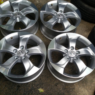 ล้อ HONDA HRV ขอบ 17 ชุดล่ะ 5,500