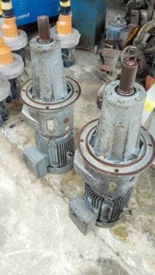 ******** Sold Out!! ******** มอเตอร์เกียร์หน้าแปลน SEW Eurodrive 10 HP. 380V. อัตราทด 1:11 ใหม่เก่าเก็บ!! 089-2499-123 นครปฐม