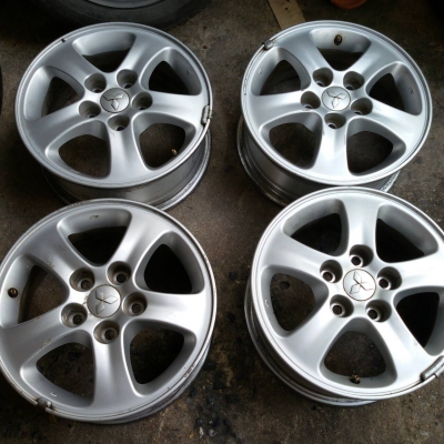 ล้อขอบ 15 5 รู 114 ชุดล่ะ 4,500