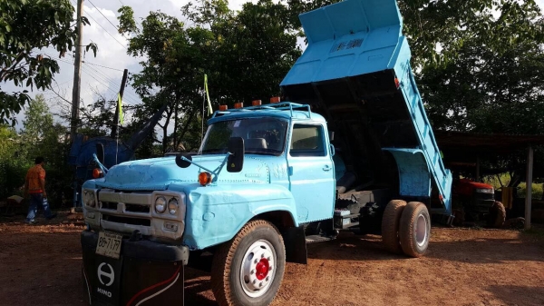 ขายรถ 6 ล้อดั้มหัวยาว ไม่มีทะเบียน เครื่อง DA120 เฟืองท้าย FUSO คัสซีสวยตลอดเส้น ราคาต่อรองได้ครับ