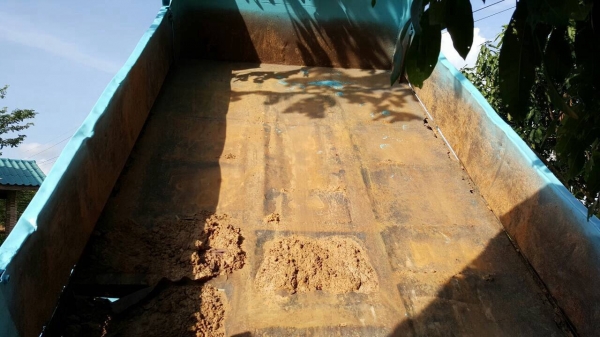 ขายรถ 6 ล้อดั้มหัวยาว ไม่มีทะเบียน เครื่อง DA120 เฟืองท้าย FUSO คัสซีสวยตลอดเส้น ราคาต่อรองได้ครับ