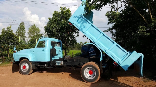 ขายรถ 6 ล้อดั้มหัวยาว ไม่มีทะเบียน เครื่อง DA120 เฟืองท้าย FUSO คัสซีสวยตลอดเส้น ราคาต่อรองได้ครับ