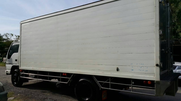 ISUZU-NQRปี51.เครื่อง175-มีเครื่องทำความเย็น-ยาว5,50-เมตร.ครัชซีสวย.มือ1ออกห้าง-ใช้น้อย..ราคา750,000. ISUZU-NQRปี51.เครื่อง175-มีเครื่องทำความเย็น-ยาว5,50-เมตร.ครัชซีสวย.มือ1ออกห้าง-ใช้น้อย..ราคา750,000.