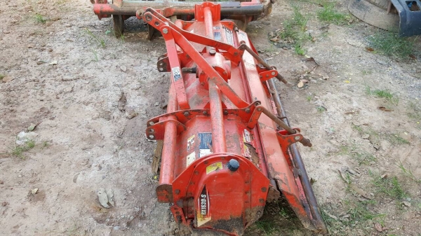 ขายรถไถ KUBOTA L3608 ปี 53 เอกสารเล่มทะเบียนพร้อมโอน อุปกรณ์มีผานดันหน้า โรตารี่ และผาน 5 ราคาต่อรองได้ ขายรถไถ KUBOTA L3608 ปี 53 เอกสารเล่มทะเบียนพร้อมโอน อุปกรณ์มีผานดันหน้า โรตารี่ และผาน 5 ราคาต่อรองได้