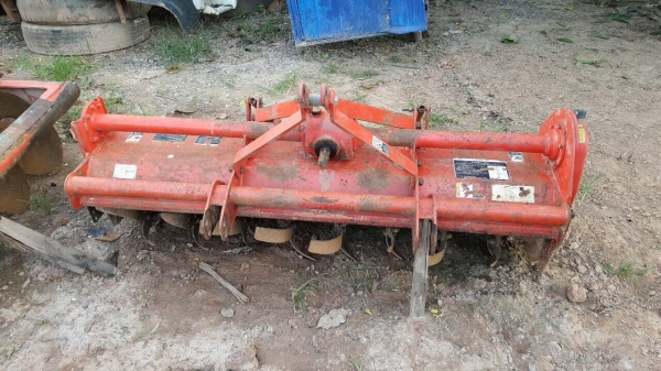 ขายรถไถ KUBOTA L3608 ปี 53 เอกสารเล่มทะเบียนพร้อมโอน อุปกรณ์มีผานดันหน้า โรตารี่ และผาน 5 ราคาต่อรองได้ ขายรถไถ KUBOTA L3608 ปี 53 เอกสารเล่มทะเบียนพร้อมโอน อุปกรณ์มีผานดันหน้า โรตารี่ และผาน 5 ราคาต่อรองได้