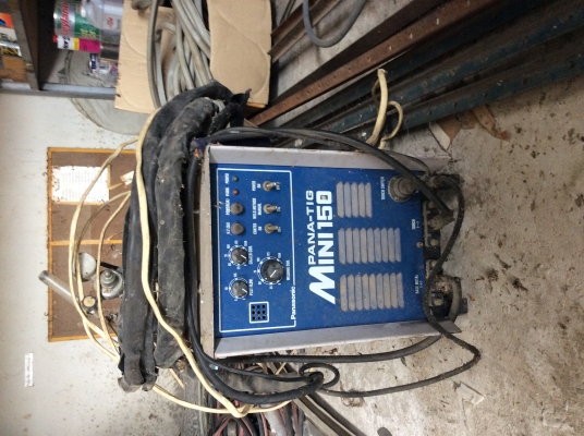 เครื่องเชื่อมอาร์ก้อน Panasonic เครื่องเชื่อมอาร์ก้อน Panasonic