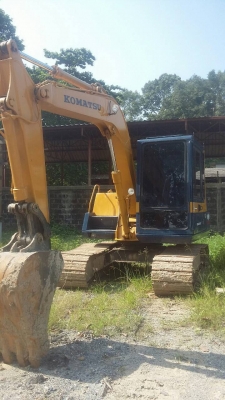 ขายด่วน!! Komatsu PC60-5 สภาพพร้อมใช้ค่ะ ขายด่วน!! Komatsu PC60-5 สภาพพร้อมใช้ค่ะ