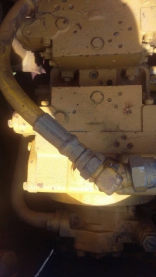 ขายด่วน!! Komatsu PC60-5 สภาพพร้อมใช้ค่ะ