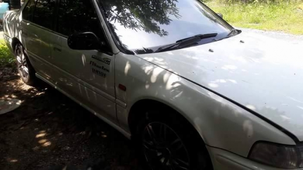 ขายรถหลุดจำนำหลักฐานสำเนาทะเบียนรถต่อภาษีได้โอนไม่ได้เครื่องF22Bเกียร์Autoติดแก๊สLPGแอร์หนาวแม็กSAMURAI17"สนใจโทร0621899395 อาร์ต(พร้อมขับส่ง)