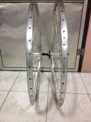 ขายล้อจักรยานฟิก chaser 700c 1คู่ สภาพดีตามรูป ราคา1200บาท โทร0924462525โส กทม ขายล้อจักรยานฟิก chaser 700c 1คู่ สภาพดีตามรูป ราคา1200บาท โทร0924462525โส กทม