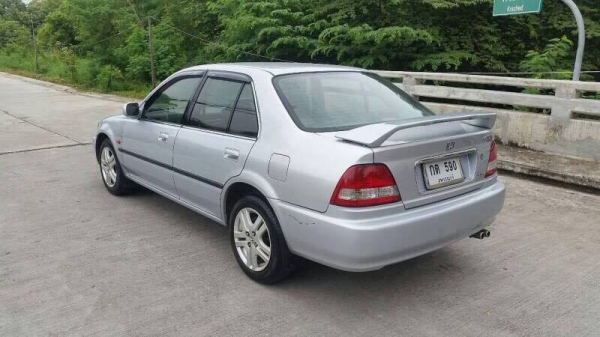 รถปี2000 HONDA CITY โฉม TYPE Z 1.5 VTEC AIRBAG เบรค ABS ดิสเบรค4ล้อ