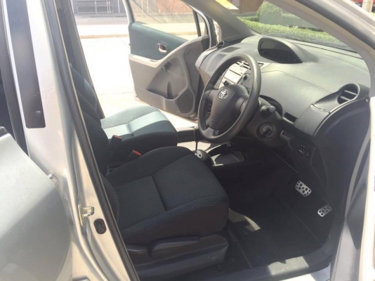 Toyota Yaris E 2006 Airbag คู่ ไมล์ แสน รถบ้านสภาพสวยๆ