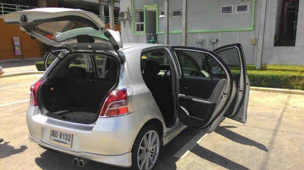 Toyota Yaris E 2006 Airbag คู่ ไมล์ แสน รถบ้านสภาพสวยๆ