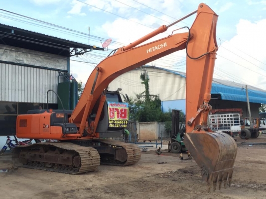 แสงฟ้าเต๊นท์รถ/// ขายรถแม็คโค HITACHI-ZX200 พร้อมทะเบียน ใช้งาน 8935 ช.ม ปี56 แสงฟ้าเต๊นท์รถ/// ขายรถแม็คโค HITACHI-ZX200 พร้อมทะเบียน ใช้งาน 8935 ช.ม ปี56