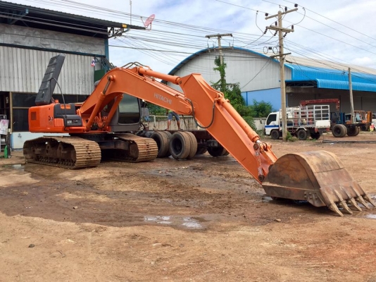 แสงฟ้าเต๊นท์รถ/// ขายรถแม็คโค HITACHI-ZX200 พร้อมทะเบียน ใช้งาน 8935 ช.ม ปี56 แสงฟ้าเต๊นท์รถ/// ขายรถแม็คโค HITACHI-ZX200 พร้อมทะเบียน ใช้งาน 8935 ช.ม ปี56