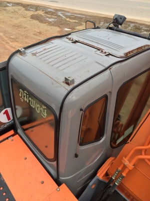 แสงฟ้าเต๊นท์รถ/// ขายรถแม็คโค HITACHI-ZX200 พร้อมทะเบียน ใช้งาน 8935 ช.ม ปี56 แสงฟ้าเต๊นท์รถ/// ขายรถแม็คโค HITACHI-ZX200 พร้อมทะเบียน ใช้งาน 8935 ช.ม ปี56