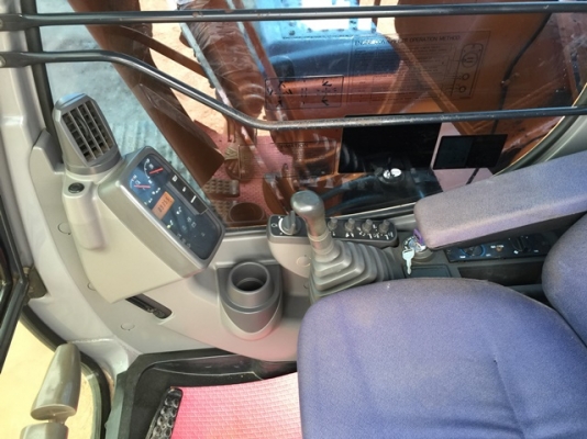 แสงฟ้าเต๊นท์รถ/// ขายรถแม็คโค HITACHI-ZX200 พร้อมทะเบียน ใช้งาน 8935 ช.ม ปี56 แสงฟ้าเต๊นท์รถ/// ขายรถแม็คโค HITACHI-ZX200 พร้อมทะเบียน ใช้งาน 8935 ช.ม ปี56