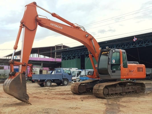 แสงฟ้าเต๊นท์รถ/// ขายรถแม็คโค HITACHI-ZX200 พร้อมทะเบียน ใช้งาน 8935 ช.ม ปี56 แสงฟ้าเต๊นท์รถ/// ขายรถแม็คโค HITACHI-ZX200 พร้อมทะเบียน ใช้งาน 8935 ช.ม ปี56