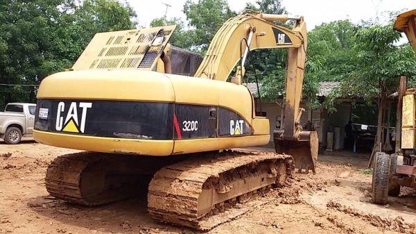 ขาย !! Cat 320C พร้อมใช้งาน ราคา 1,370,000 บาท ขาย !! Cat 320C พร้อมใช้งาน ราคา 1,370,000 บาท