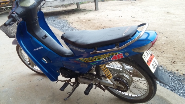 ขายฮอนด้าเวฟ100เครื่องเเน่น ทะเบียนพร้อมโอน ขาด1ปี