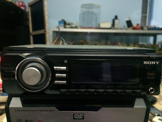 SONY CDX-GT71W รุ่นใหญ่ MP3-RW CD-RW FMคลื่นไทย AUX ปรีเอ้า3ชุด Bus Audio in1ชุด ไฟปุ่ม2สี หน้าจอไฟฟ้า ปรับระดับได้3ระดับ กราฟฟิกหน้าจอ สภาพสวย มือ2 อเมริกา
