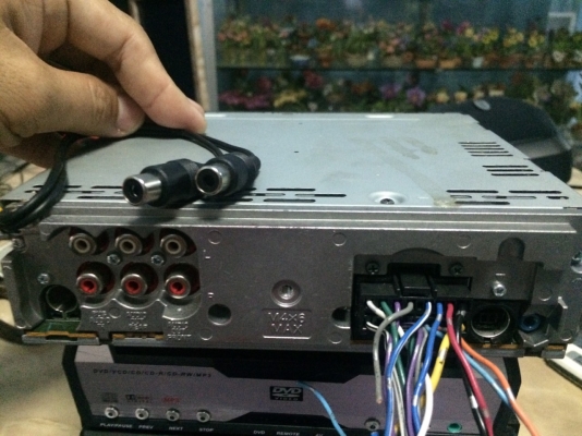 SONY CDX-GT71W รุ่นใหญ่ MP3-RW CD-RW FMคลื่นไทย AUX ปรีเอ้า3ชุด Bus Audio in1ชุด ไฟปุ่ม2สี หน้าจอไฟฟ้า ปรับระดับได้3ระดับ กราฟฟิกหน้าจอ สภาพสวย มือ2 อเมริกา