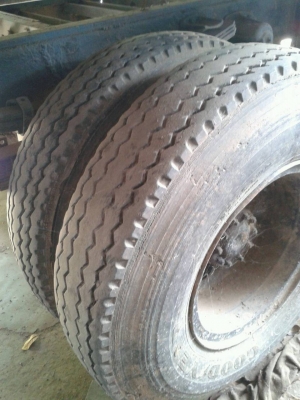 ขาย6 ล้อ KM 310 เครื่อง 110 แรง กระบะเหล็กทั้งใบ คอกไม้