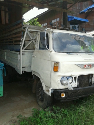 ขาย6 ล้อ KM 310 เครื่อง 110 แรง กระบะเหล็กทั้งใบ คอกไม้