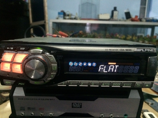 Alpine CDA-9830 รุ่นใหญ่ MP3-RW CD-RW FMคลื่นไทย หน้าจอไฟฟ้าปรับระดับได้3ระดับ ปรีเอ้า3ชุด คุมกล่องCD มือ อเมริกา