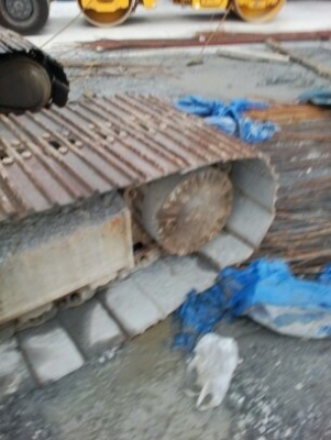 ขายยกหรือแยกขายCAT320LC 3 คันKOBELCO SK200-3 บูมยาว 1 คัน