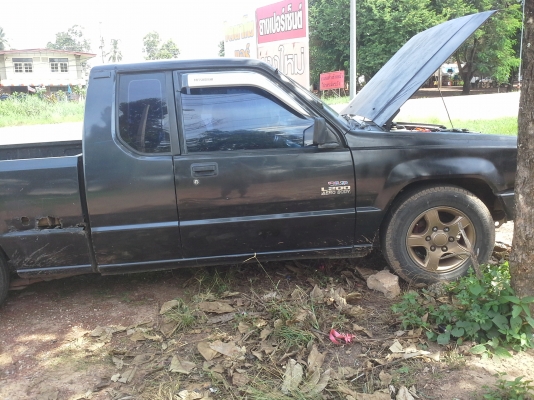 L 200ปี37    เครื่องดี   แอร์เย็น  ช่วงล่างดี  แชชชีสวย     ทะเบียนขาด2ปี