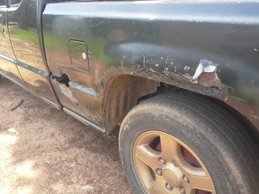 L 200ปี37    เครื่องดี   แอร์เย็น  ช่วงล่างดี  แชชชีสวย     ทะเบียนขาด2ปี