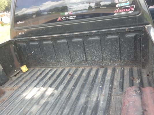 L 200ปี37    เครื่องดี   แอร์เย็น  ช่วงล่างดี  แชชชีสวย     ทะเบียนขาด2ปี