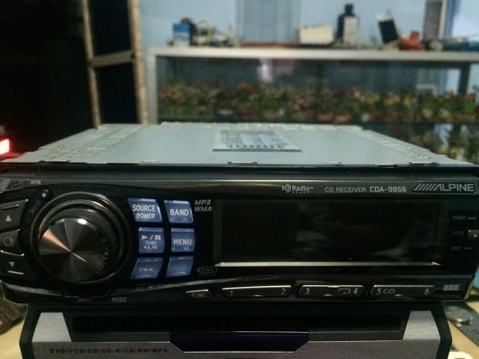 Alpine CDA-9856 รุ่นใหญ่ MP3-RW CD-RW FMคลื่นไทย IPODและAUXไม่มีสายต่อเป็นของที่ต้องซื้อเพิ่ม ปรีเอ้า3ชุด คุมกล่องCD สภาพสวย มีกล่องอุปกรณ์ครบ มือ2 อเมริกา