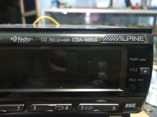 Alpine CDA-9856 รุ่นใหญ่ MP3-RW CD-RW FMคลื่นไทย IPODและAUXไม่มีสายต่อเป็นของที่ต้องซื้อเพิ่ม ปรีเอ้า3ชุด คุมกล่องCD สภาพสวย มีกล่องอุปกรณ์ครบ มือ2 อเมริกา
