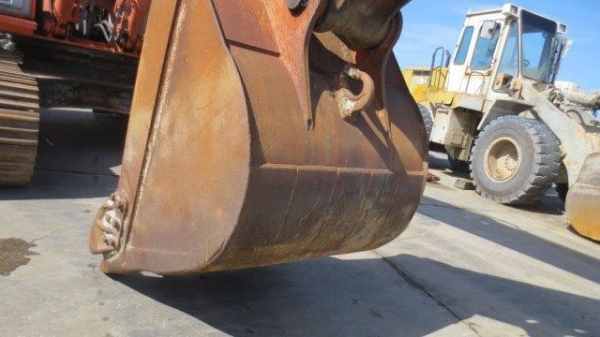 ขายค่ะ HITACHI EX200-5  ใบแทรค80 มีลายหัวกระแทก สภาพสวย นำเข้าโดยตรงจากญี่ปุ่นมีเอกสารรับรองการนำเข้า