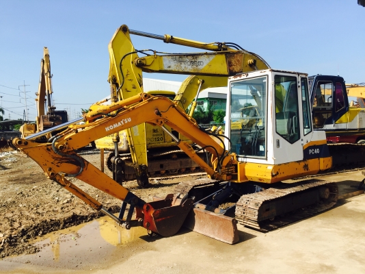 ขายKOMATSU PC40-6 เก่านอก รถสวยพร้อมใช้