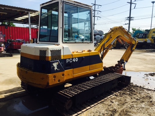 ขายKOMATSU PC40-6 เก่านอก รถสวยพร้อมใช้