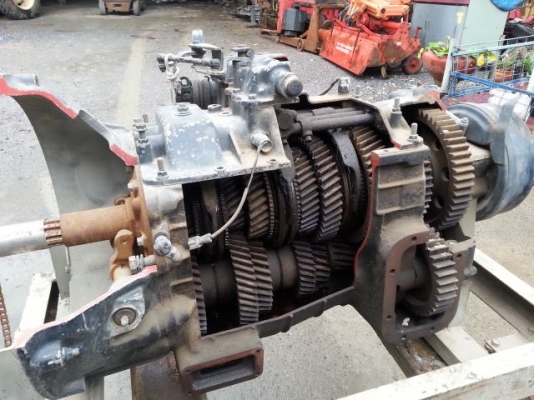 เกียร์ผ่า ISUZU LK639