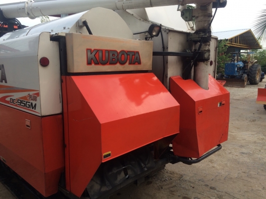 ขายรถเกี่ยวข้าว DC-95GM สภาพงามคับ เอกสารครบ รถพร้อมใช้งาน ราคาต่อรองได้อีก