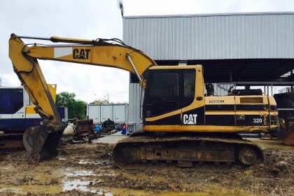 ขายCAT V2. เครื่องปั๊มดี รถพร้อมใช้งาน เอกสารเล่มทะเบียน