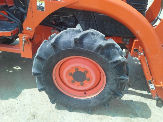 ขาย แทรกเตอร์ KUBOTA L3408 ถูกๆ สวยๆ สภาพเดิมๆรถใช้งานน้อยคับ