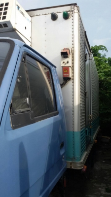 ISUZU-115.ปี37ตู้ทำความเย็น-ช่วงยาว5เมตร-สภาพสวยพร้อมใช้-ราคา-375,000-