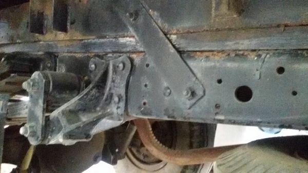 ISUZU-115.ปี37ตู้ทำความเย็น-ช่วงยาว5เมตร-สภาพสวยพร้อมใช้-ราคา-375,000-