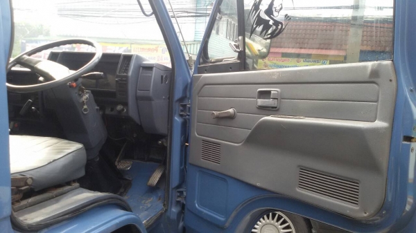 ISUZU-115.ปี37ตู้ทำความเย็น-ช่วงยาว5เมตร-สภาพสวยพร้อมใช้-ราคา-375,000-