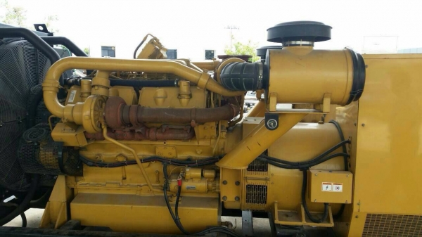 ขายเครื่องกำเนิดไฟฟ้า650KVAสภาพใหม่มากๆใช้40ชั่วโมง