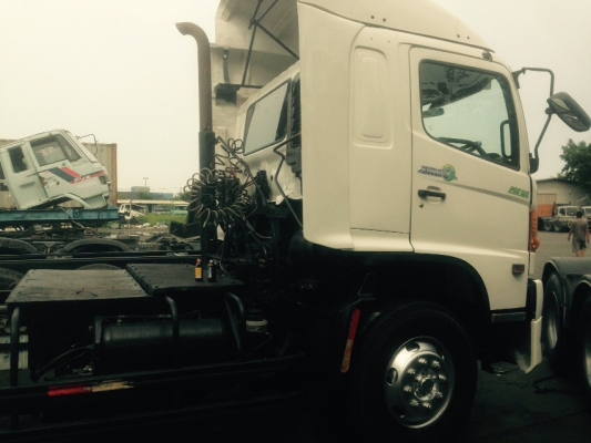 ขายรถหัวลากเครื่อง320แรง สภาพดีพร้อมใช้งาน